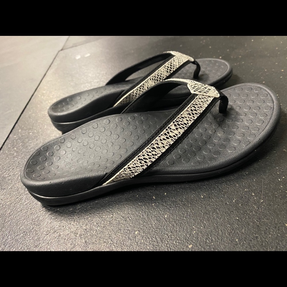 Vionic Tide snake